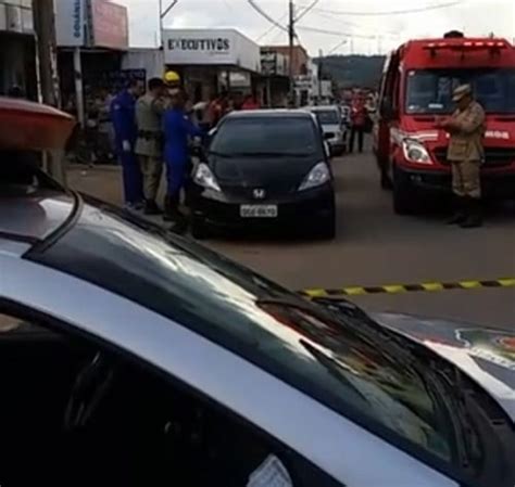 mulher encontrada morta em carro